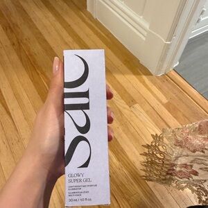 Saie Glowy Super Gel